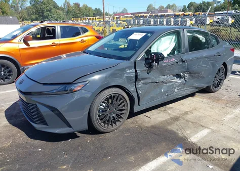 2025 Toyota Camry Le z USA, uszkodzony, nr VIN 4T1DAACK8SU162144